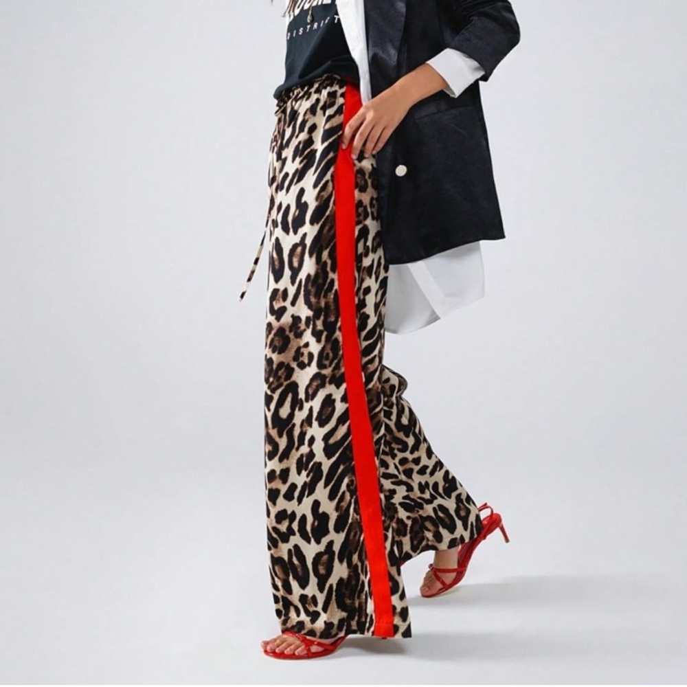 NWT Jodifl Hidden Agenda Wide Leg pants - Picture 3 of 9